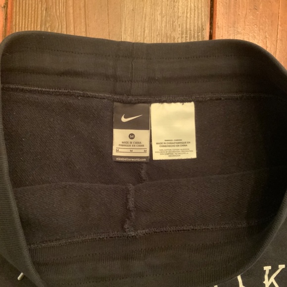 Nike soft cotton shorts - Picture 2 of 3